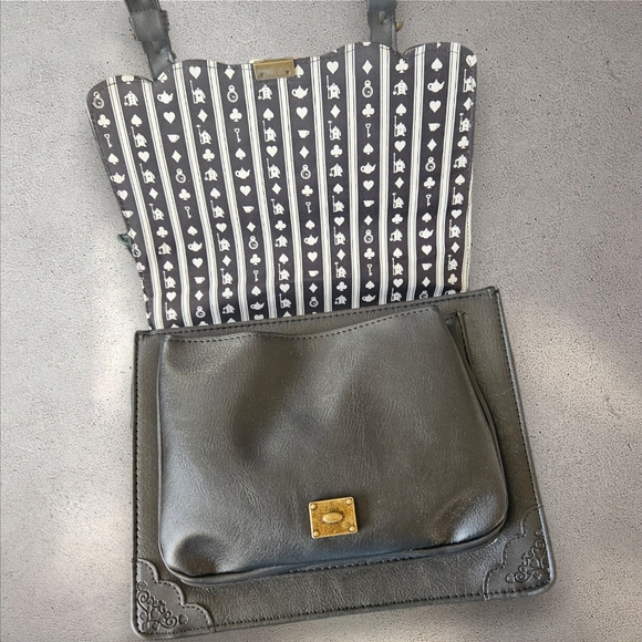 Alice in Wonderland Backpack Handbag - Picture 14 of 16